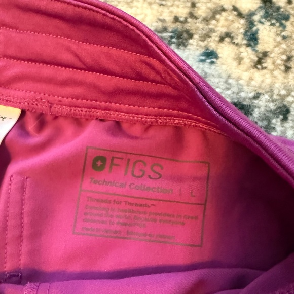 Figs Large Zamora Joggers - Picture 2 of 3